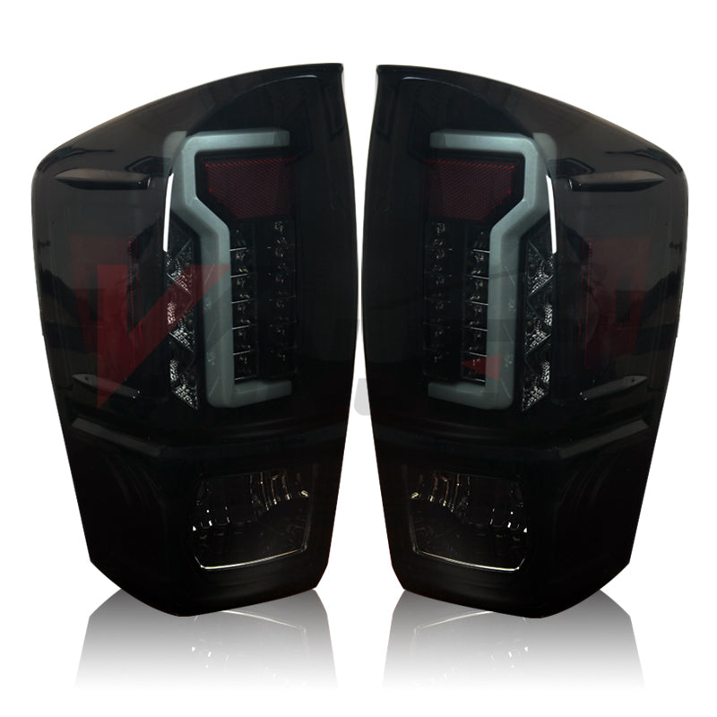 Tail Light Set from Winjet part number CTWJ-0466-BS