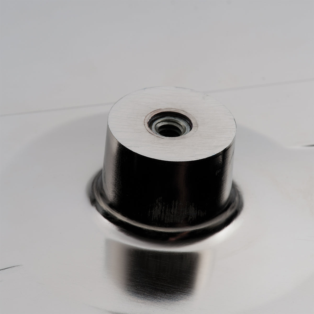Polished aluminum air cleaner assembly 14 diameter from Proform part number 141-833
