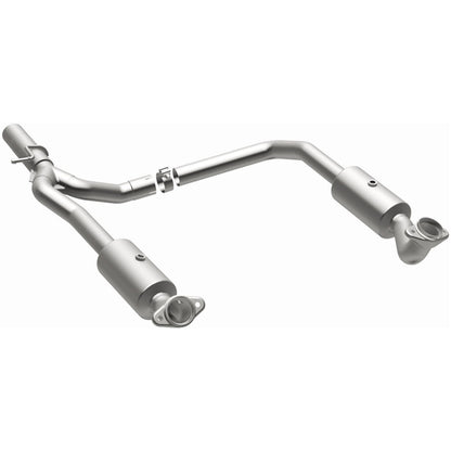 Stainless stainless steel catalytic converter from MagnaFlow Exhaust Products part number 5551599
