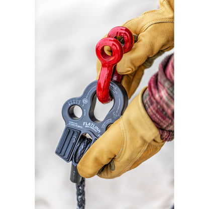 Red powdercoat 6061 aluminum winch shackle from Factor 55 part number 00225-01