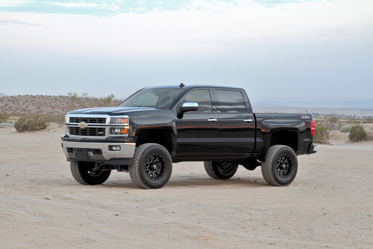 Suspension Lift Kit from Fabtech part number FTS21137