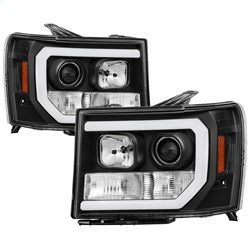 Headlight from Spyder Auto part number 5083630