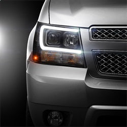 Headlight from Spyder Auto part number 5082565