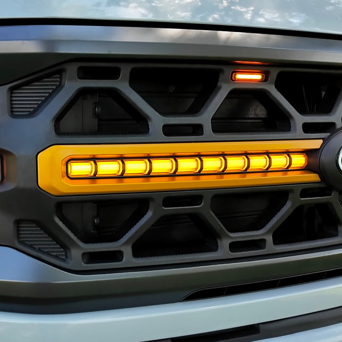Smoked grille light kit from AMERICAN MODIFIED part number AMFMAA00189