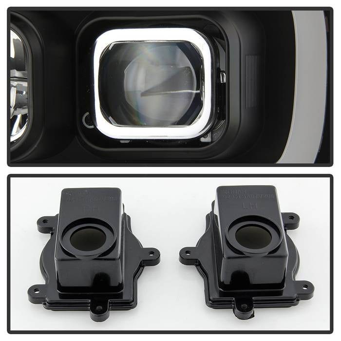 Headlight from Spyder Auto part number 5086242