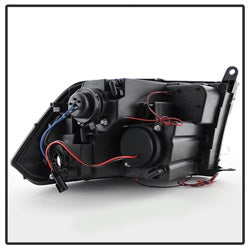 Headlight from Spyder Auto part number 5010032
